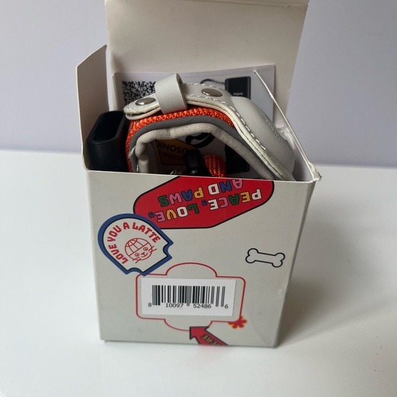 Air Tag Dog Collar - Reflective stitching & Orange - for medium size dogs - Picture 3 of 12